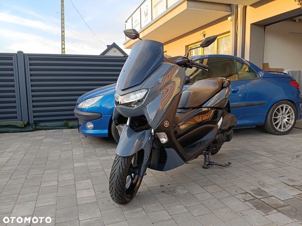 Yamaha NMAX - 1