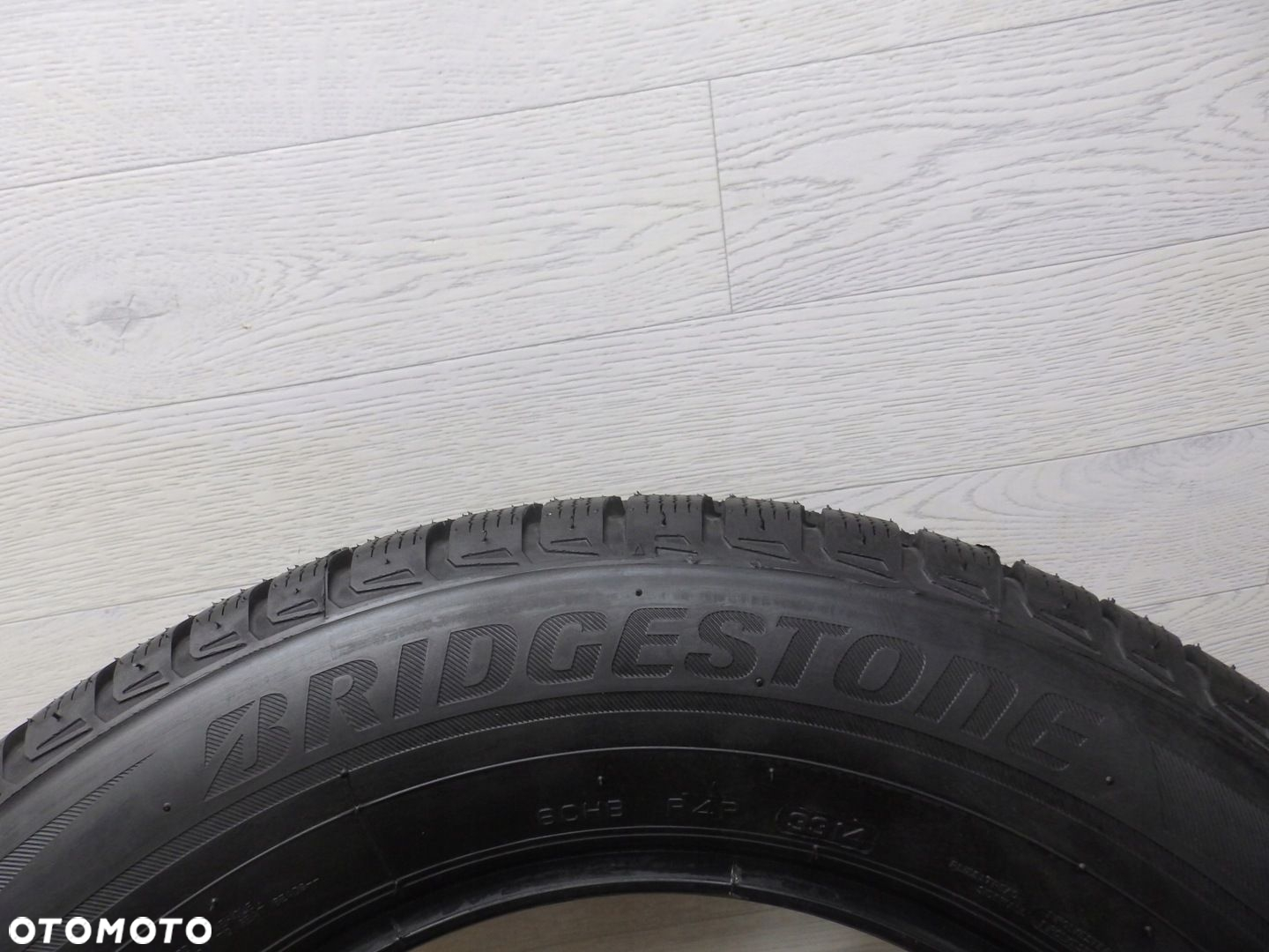 Opony zimowe Bridgestone Blizzak LM-80 215/65R16 98 H - 4