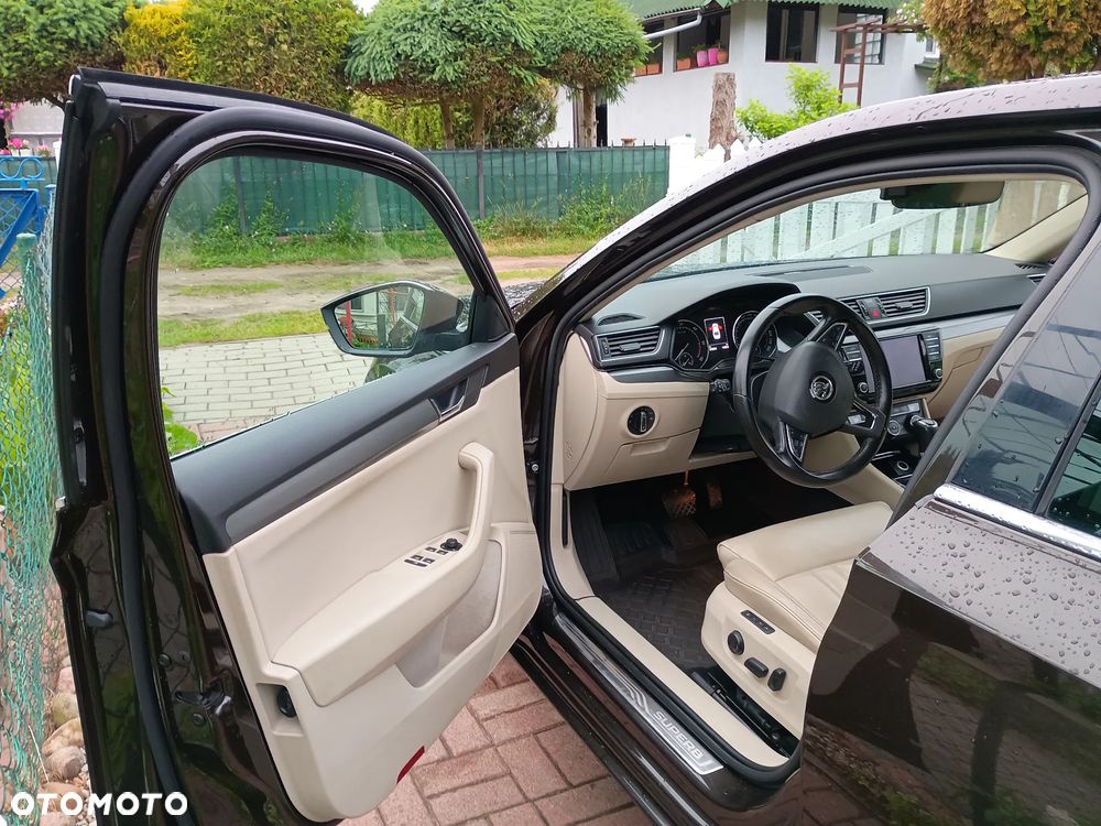 Skoda Superb 1.6 TDI DSG Style - 9