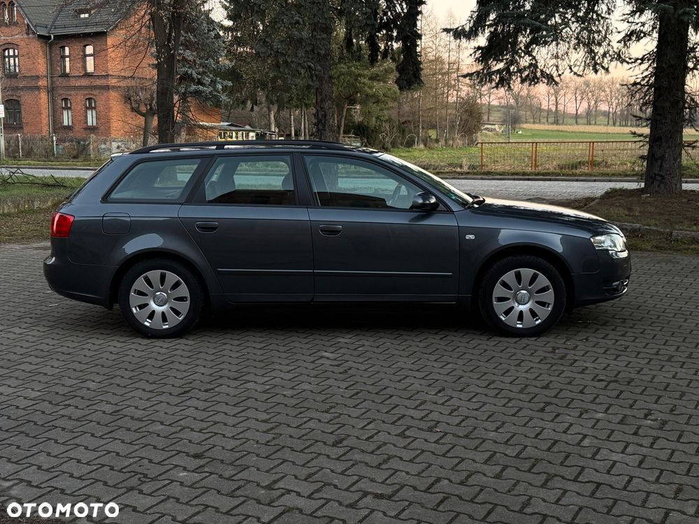 Audi A4 Avant - 6
