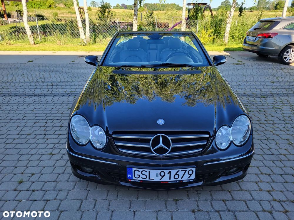 Mercedes-Benz CLK - 16