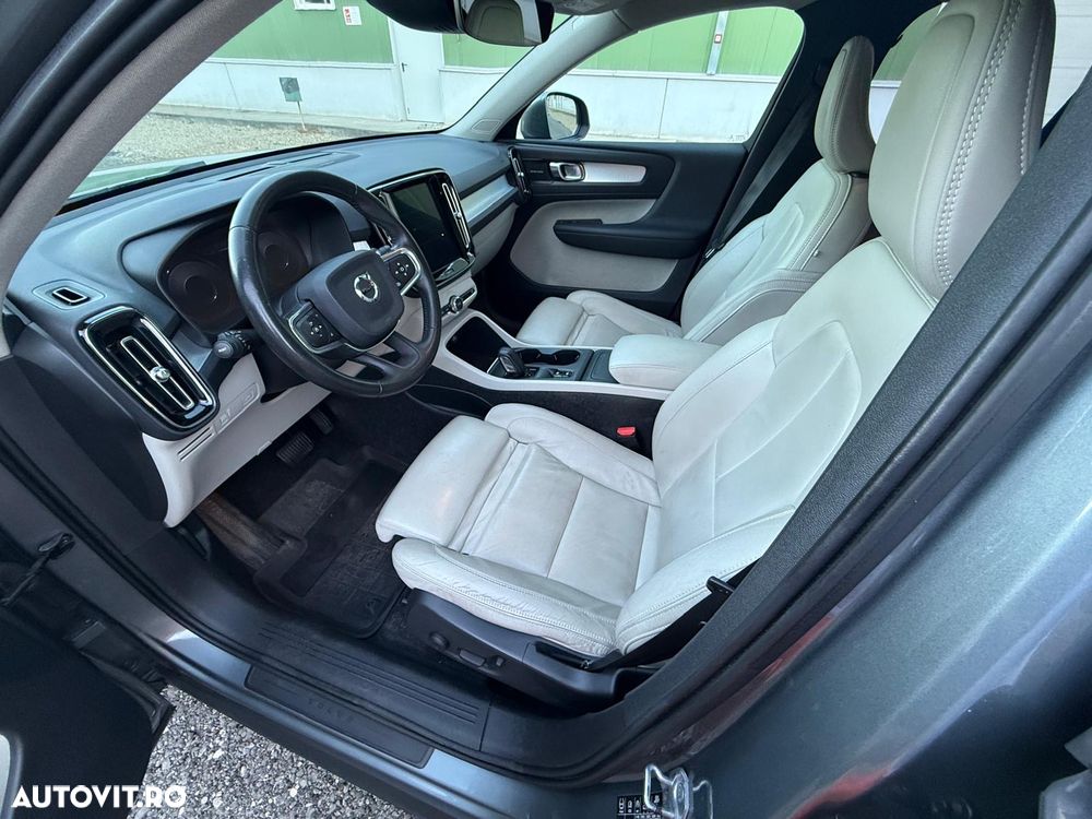 Volvo XC 40 D4 AWD Geartronic Momentum Pro - 7