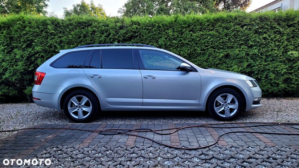 Skoda Octavia 1.5 TSI ACT Style - 6