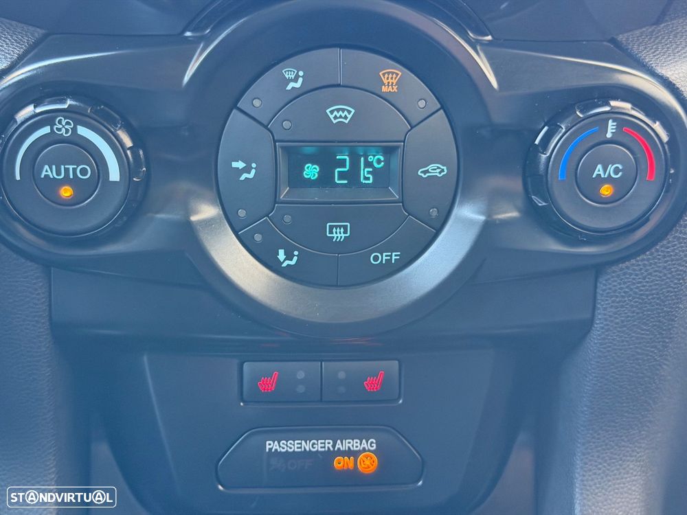Ford EcoSport 1.0 EcoBoost Titanium - 13