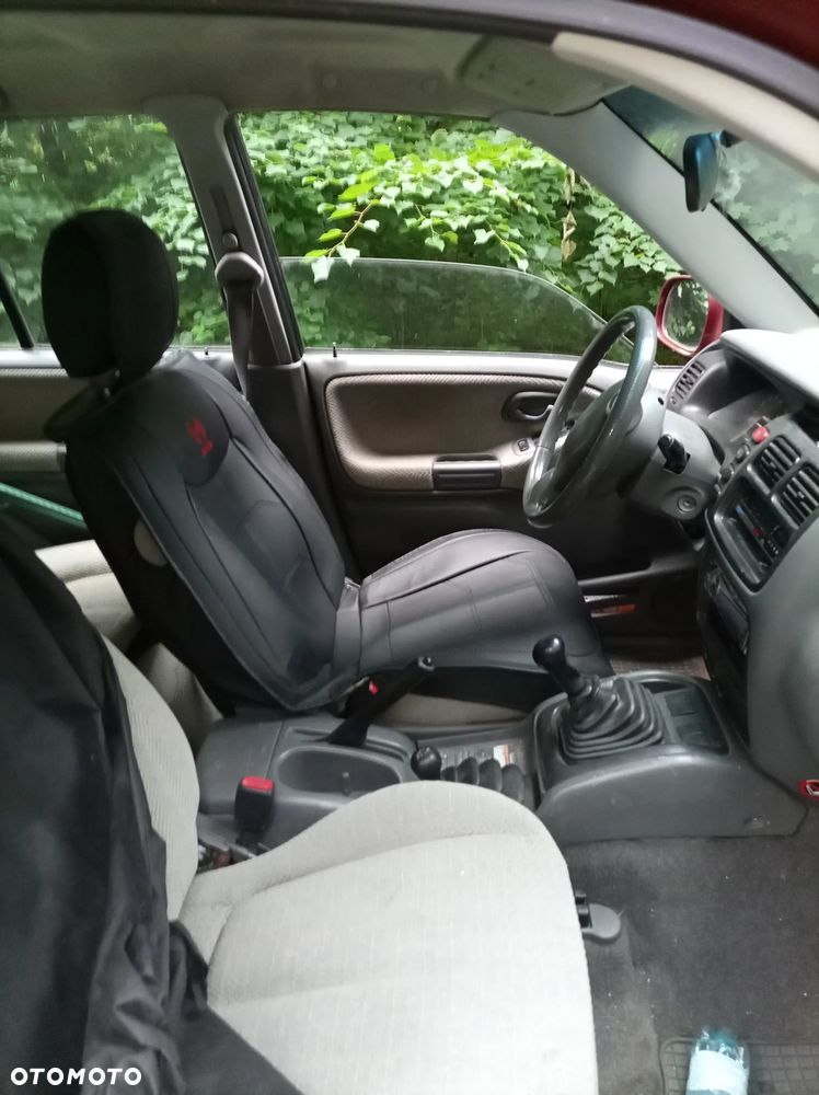 Suzuki Grand Vitara - 2