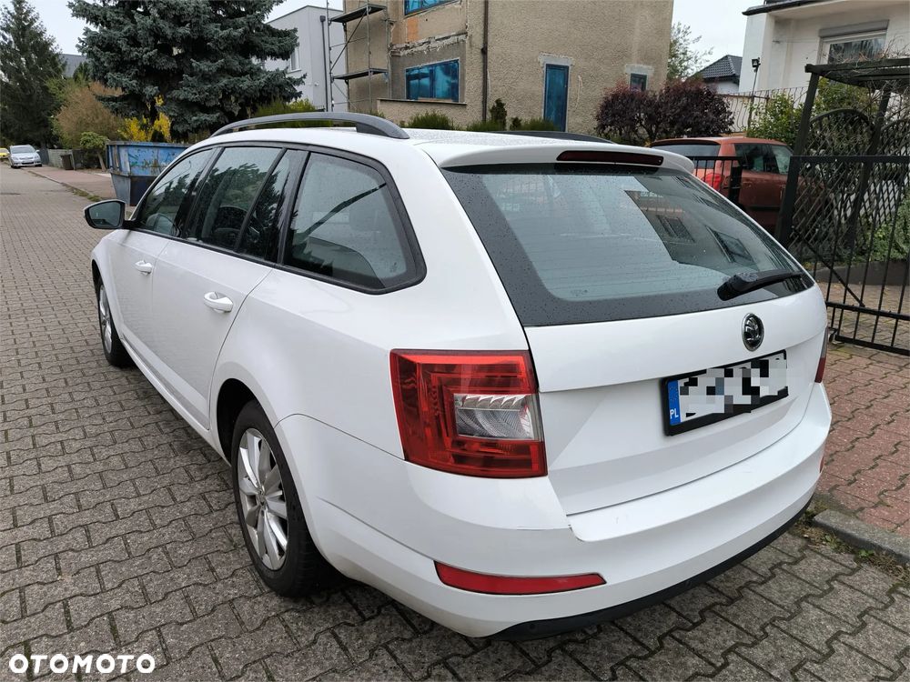 Skoda Octavia 1.6 TDI Ambition - 9