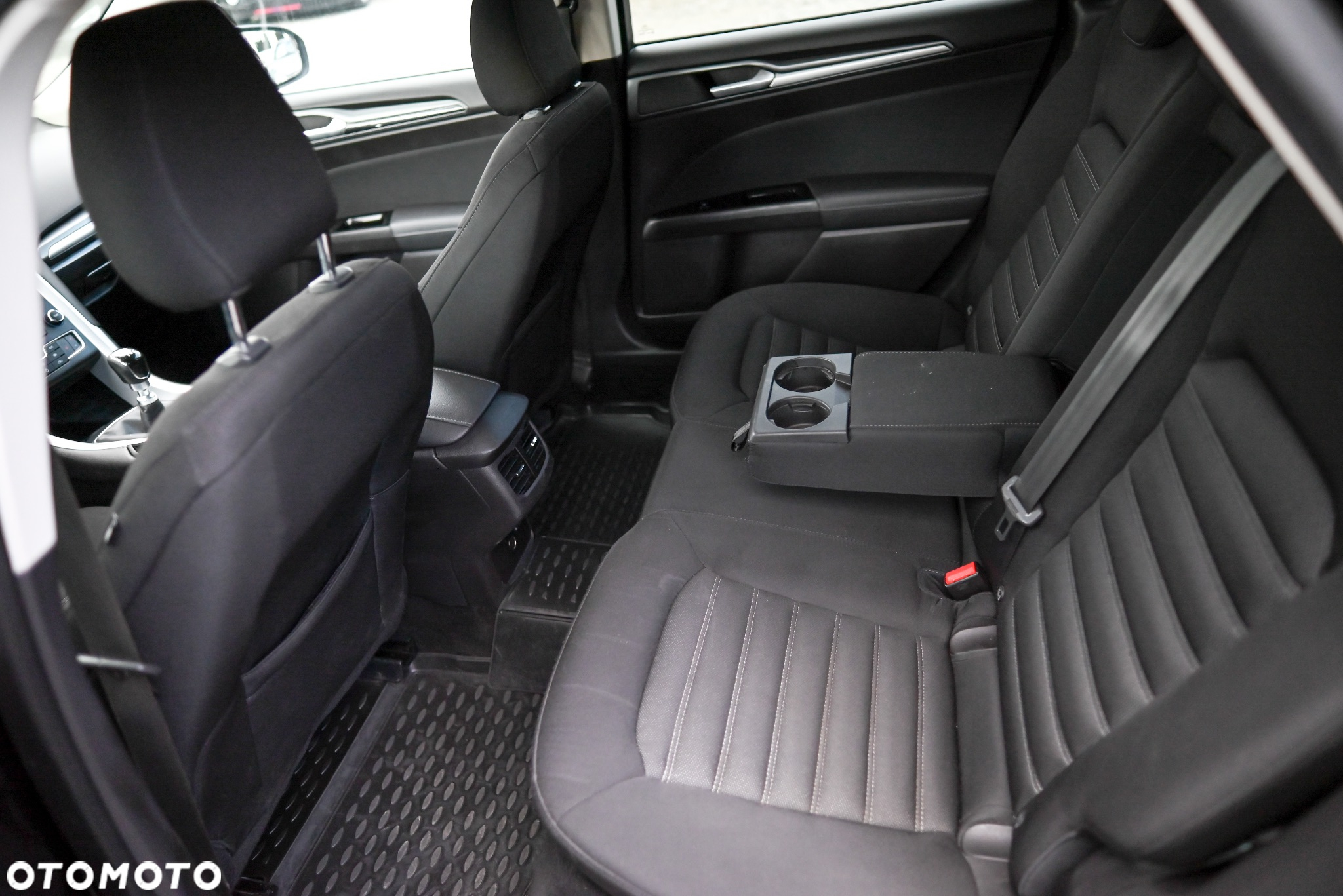 Ford Mondeo - 10