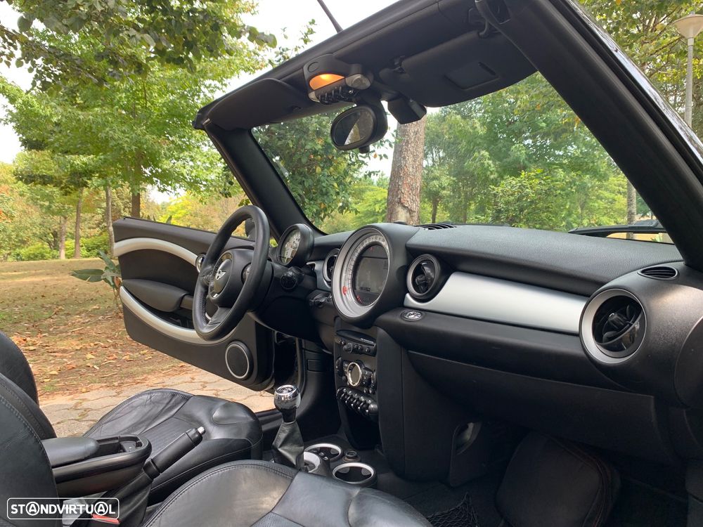 MINI Cabrio Cooper D - 11