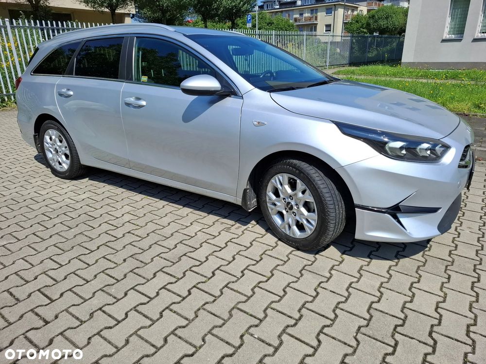 Kia Ceed 1.5 T-GDI M - 5