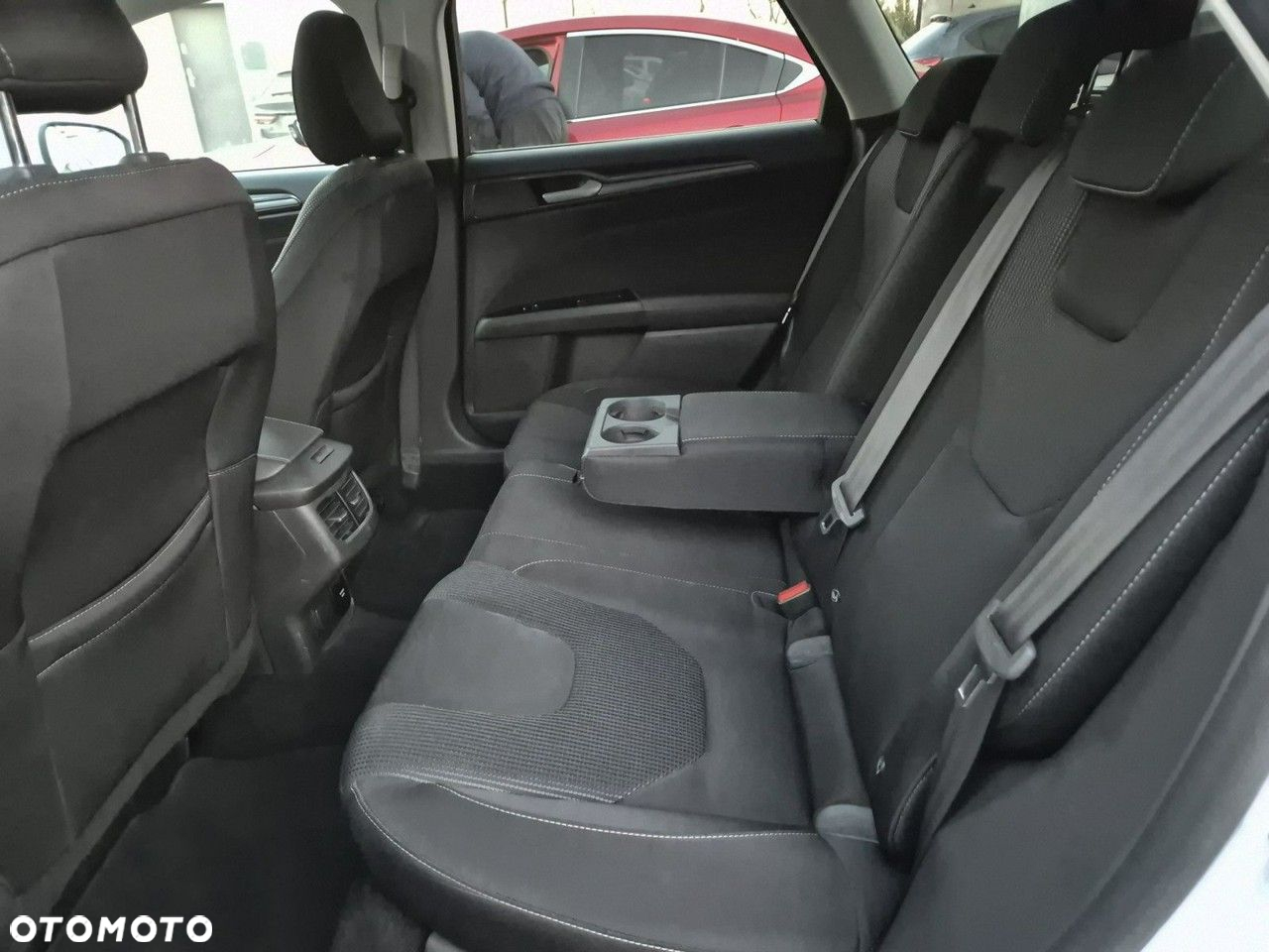 Ford Mondeo - 18