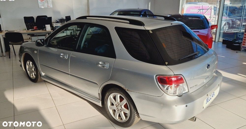 Subaru Impreza SW 1.5 RA - 3