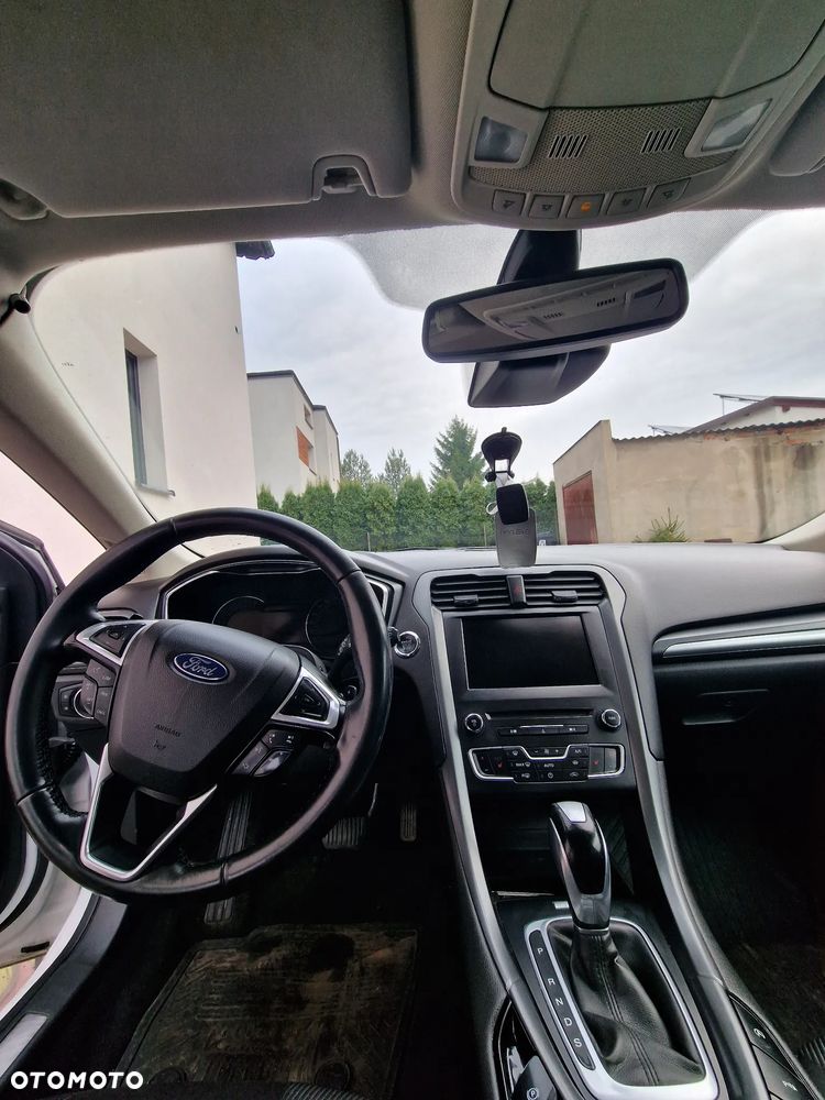 Ford Mondeo 2.0 TDCi Titanium PowerShift - 17