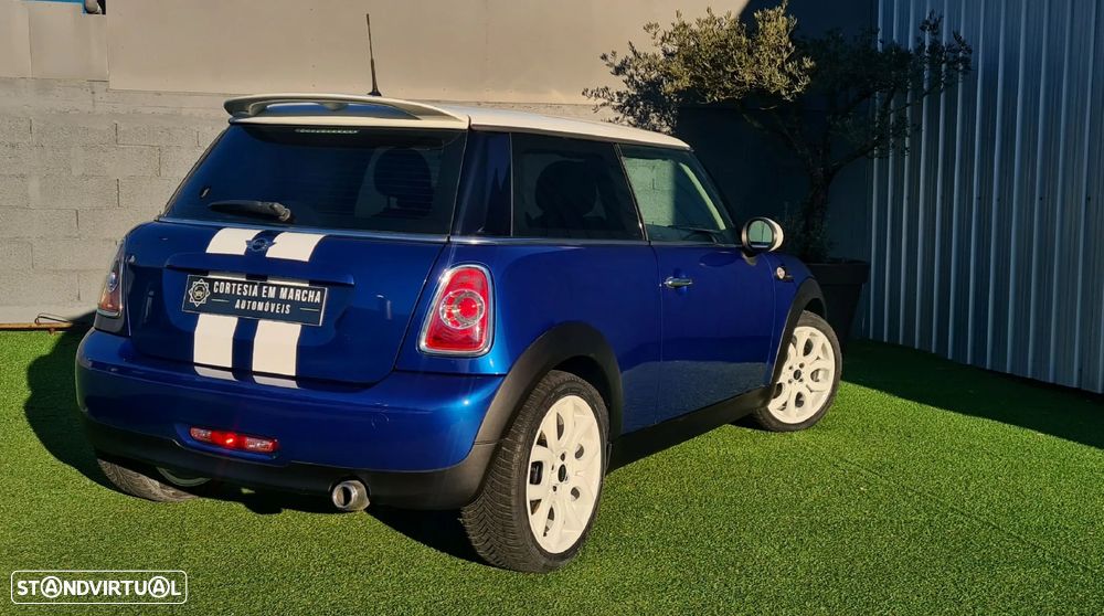 MINI 3 Portas One D - 3