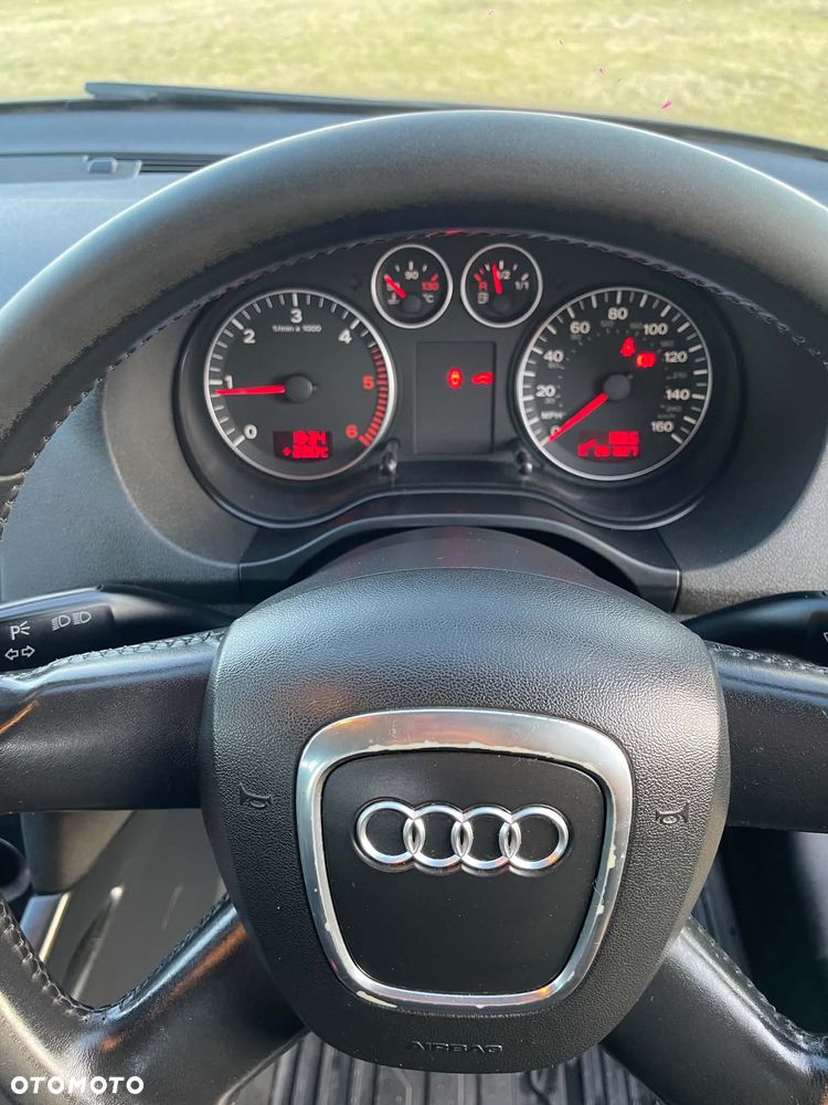 Audi A3 Sportback 1.9 TDI DPF Ambiente - 19