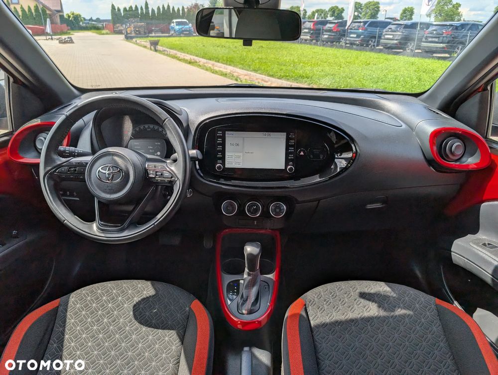 Toyota Aygo X x-shift x-style - 26