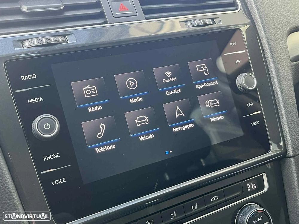 VW Golf 1.0 TSI Confortline DSG - 26