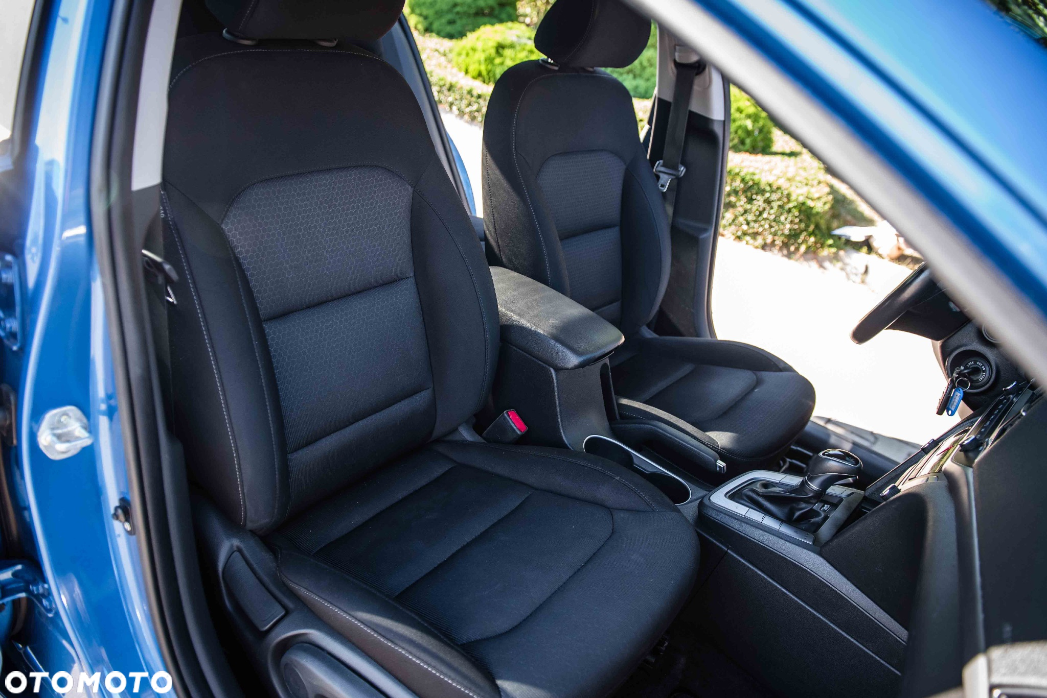 Hyundai Elantra - 12