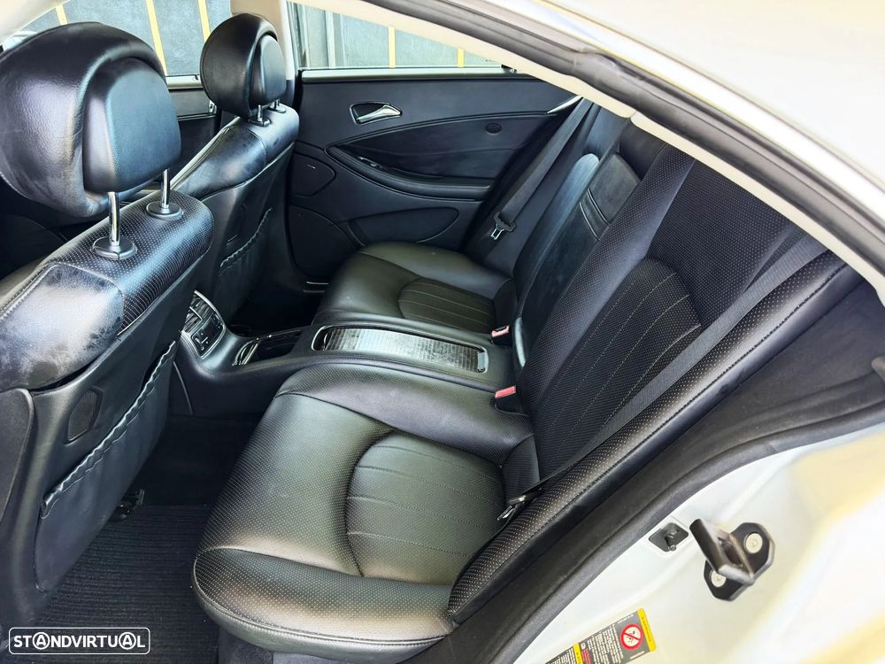 Mercedes-Benz CLS 320 CDI - 12