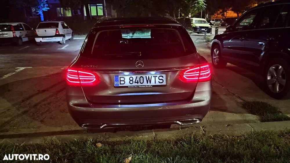 Mercedes-Benz C 220 d T 9G-TRONIC Avantgarde - 9