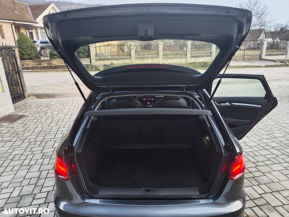 Audi A3 2.0 TDI ack (clean diesel) quattro S tronic Ambition - 4