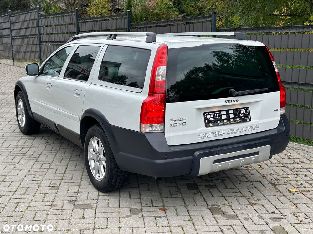 Volvo XC 70 AWD Momentum - 2