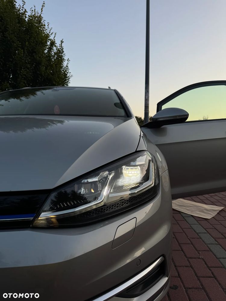 Volkswagen Golf 1.5 TSI BMT Comfortline - 3