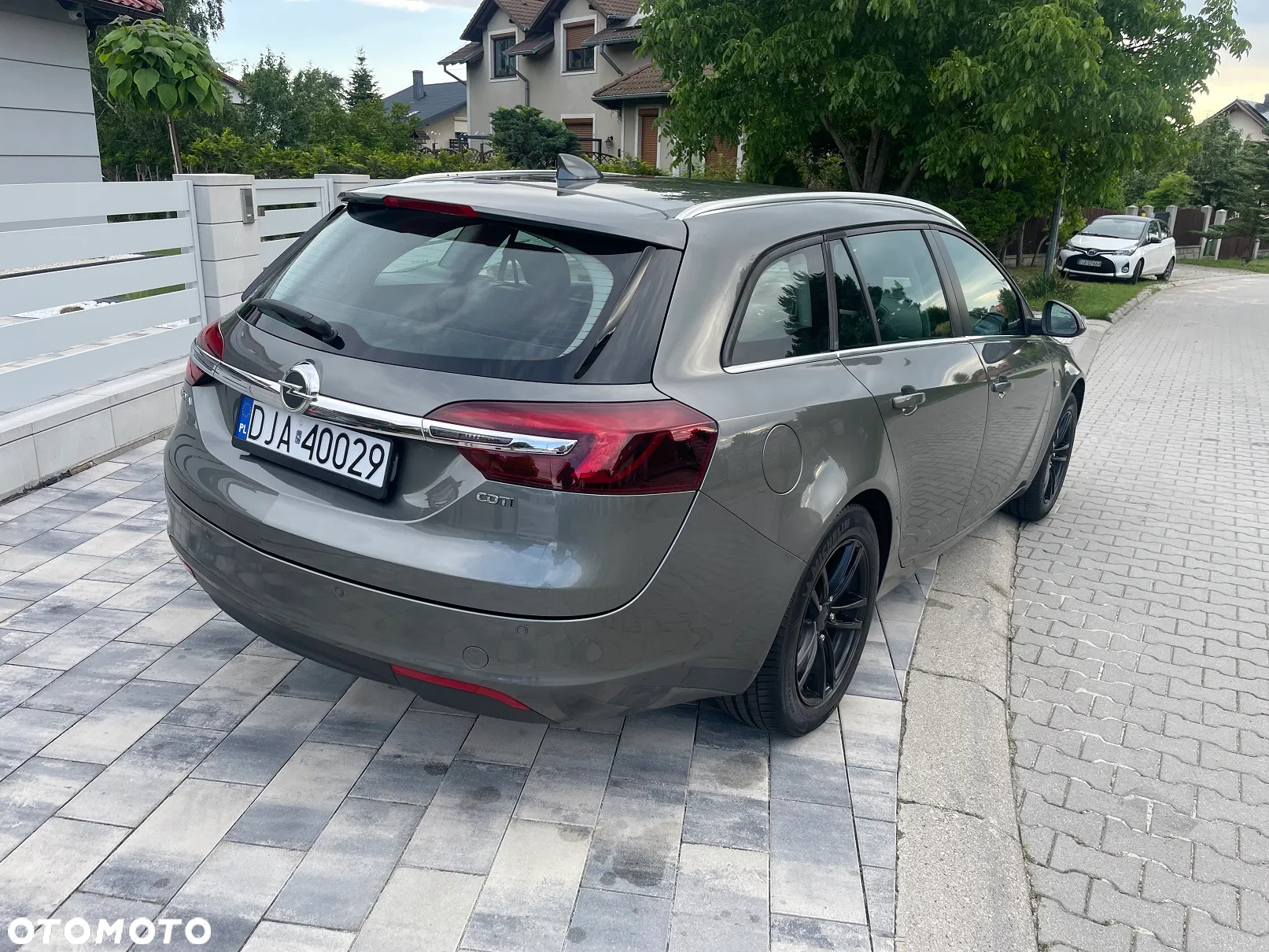 Opel Insignia 1.6 CDTI Cosmo S&S - 3