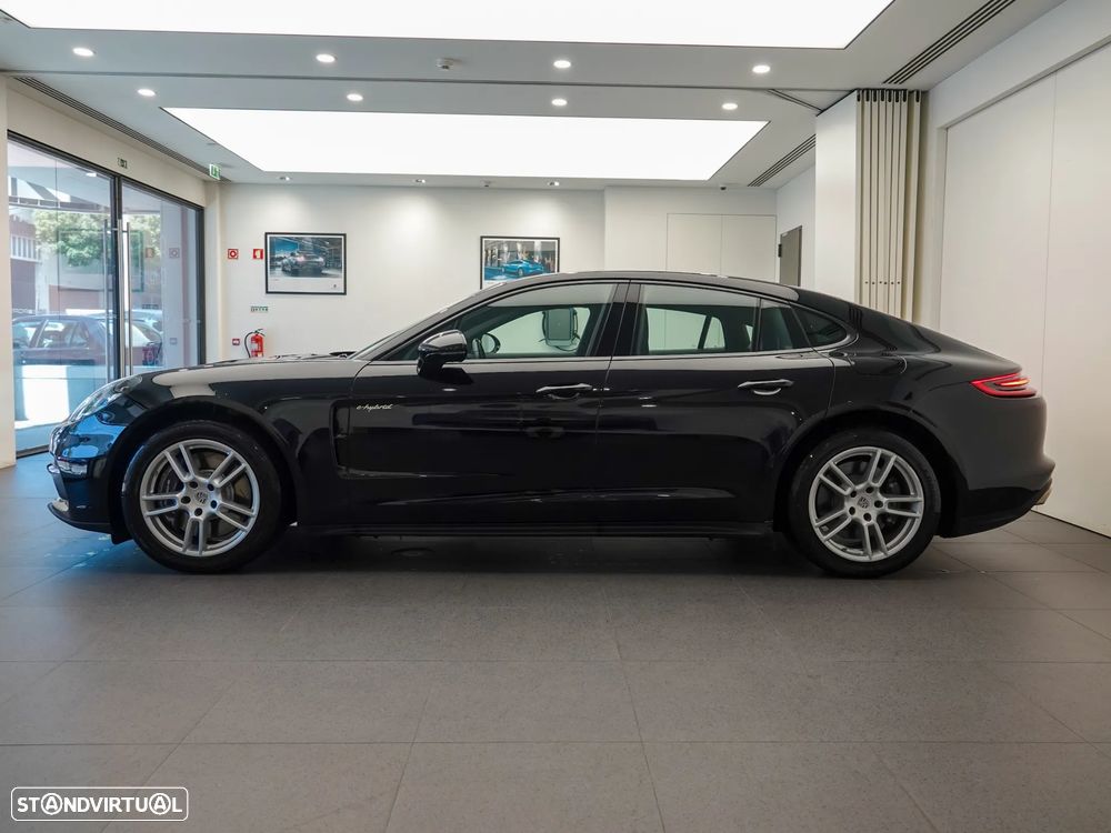 Porsche Panamera 4 E-Hybrid - 2