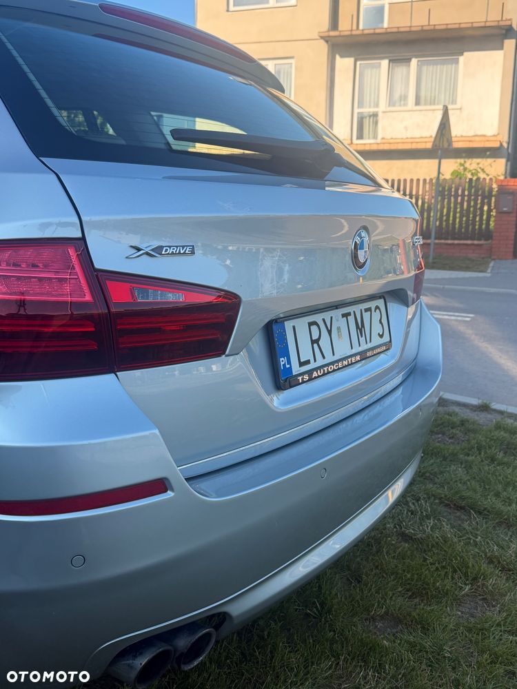 BMW Seria 5 528i xDrive Sport-Aut Luxury Line - 11