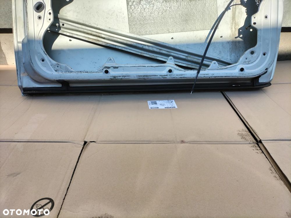 DRZWI PRAWY PRZÓD VW GOLF IV 5 DRZWI LB7Z GOŁA BLACHA - 7