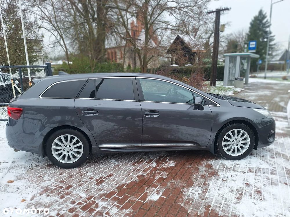 Toyota Avensis 2.0 D-4D Active Business - 6