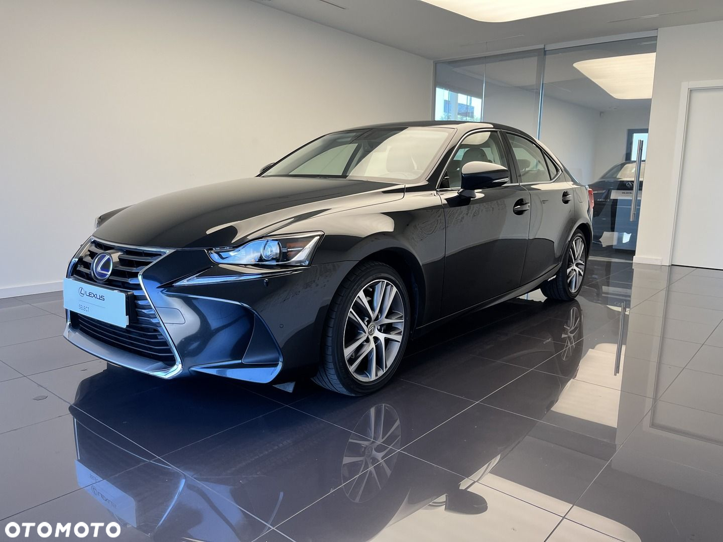 Lexus IS - 2
