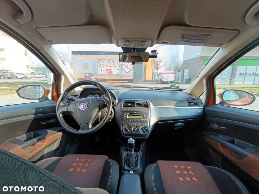 Fiat Punto - 15