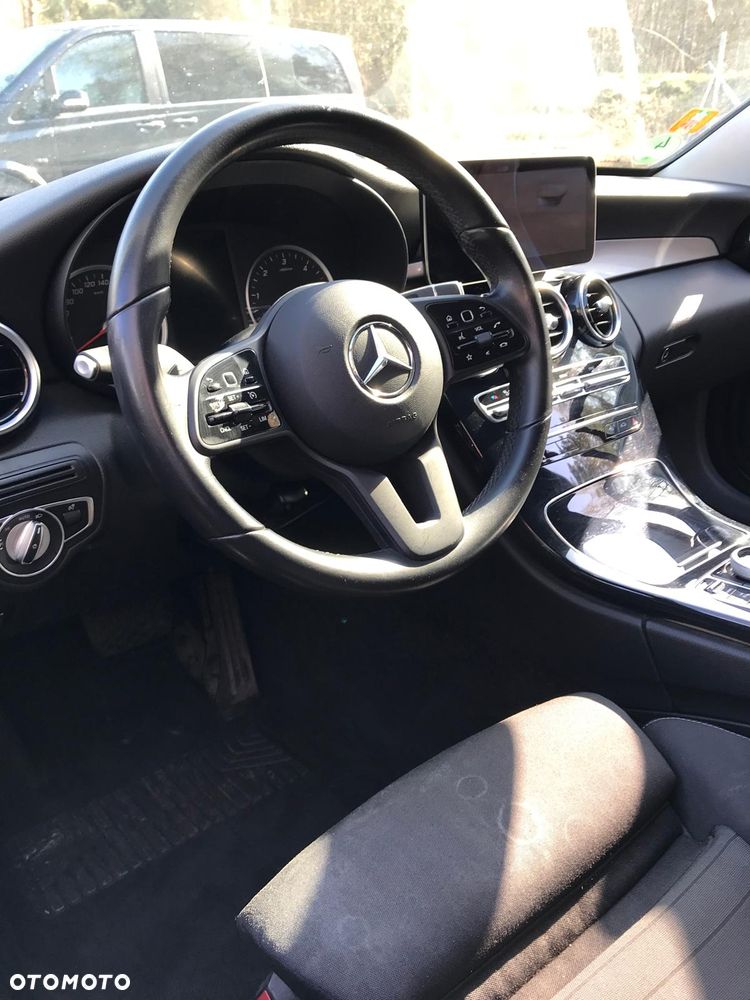 Mercedes-Benz Klasa C 180 d 9G-TRONIC - 11