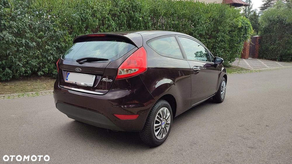 Ford Fiesta 1.25 Champions Edition - 28