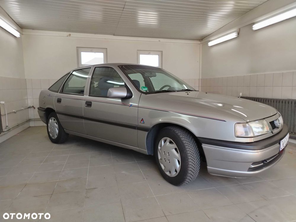 Opel Vectra - 1