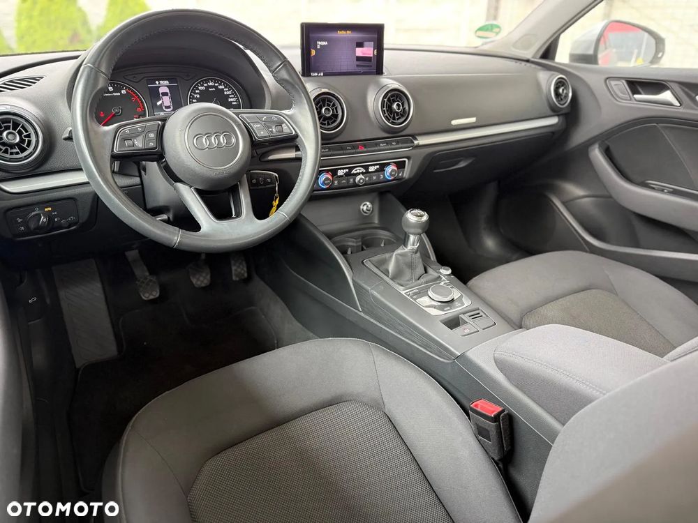 Audi A3 ver-1-0-tfsi-limousine - 12