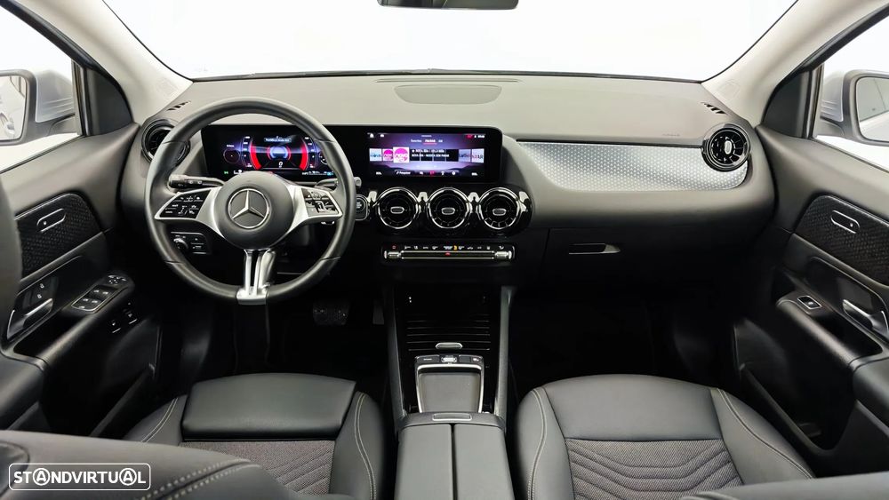 Mercedes-Benz GLA 250 e Progressive - 13