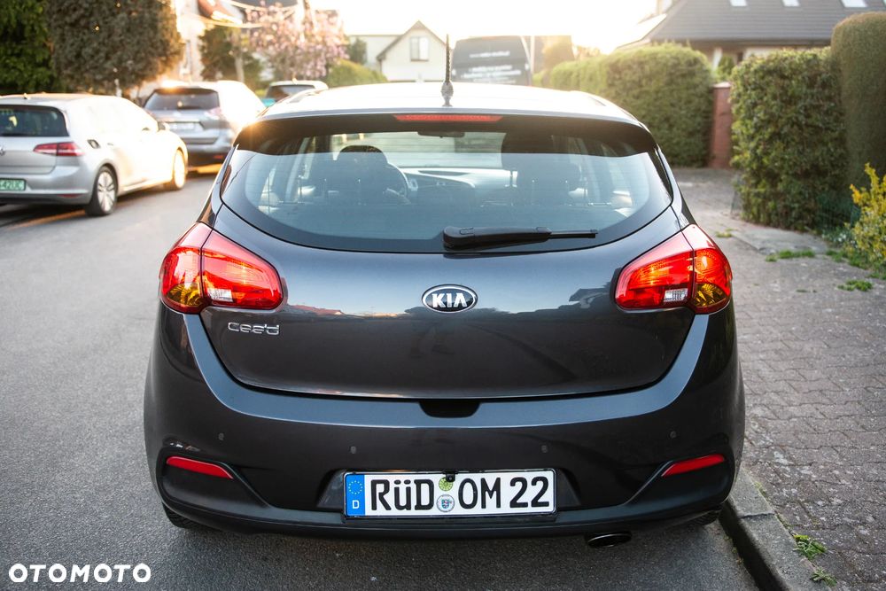 Kia Ceed - 6