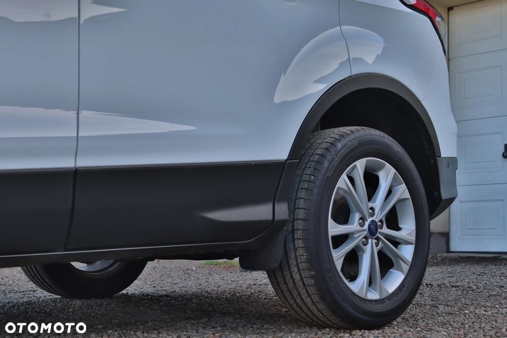 Ford Kuga 2.0 TDCi 2x4 Business Edition - 13