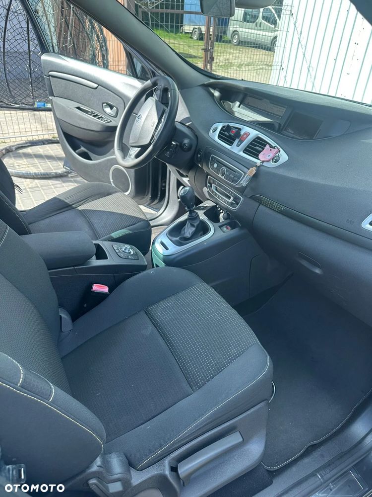 Renault Scenic 1.4 16V TCE Privilege - 15