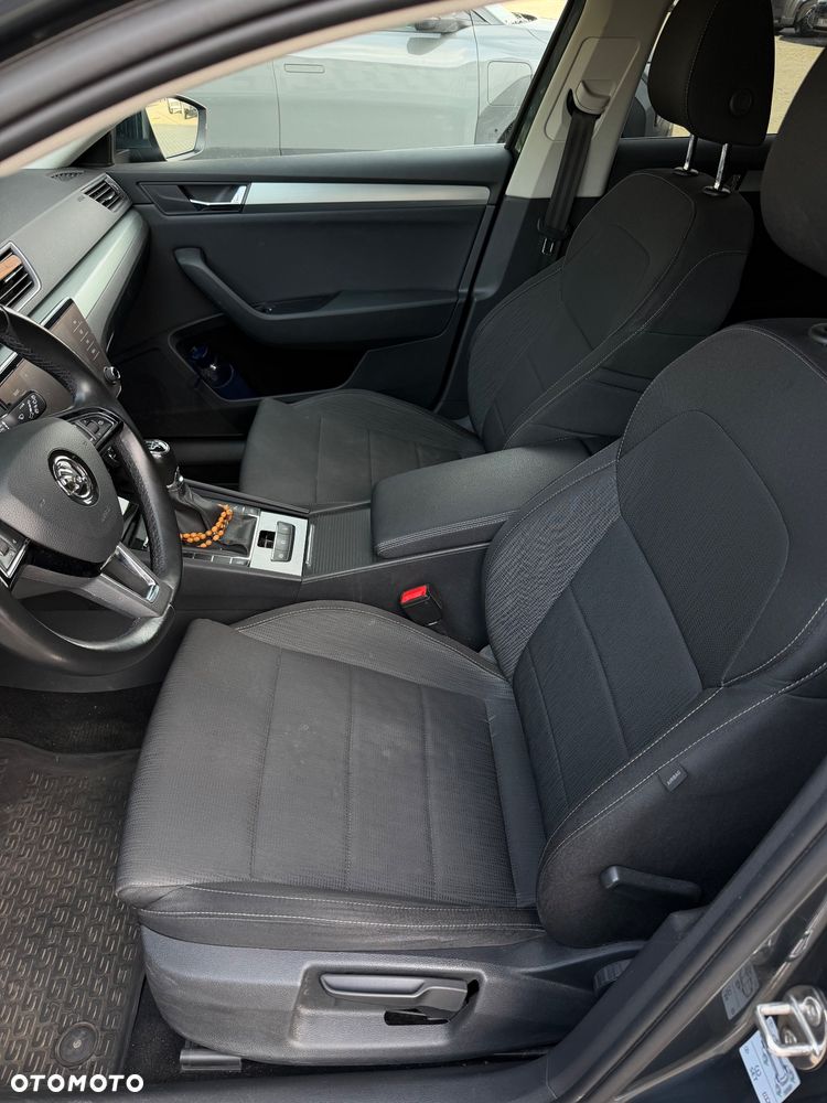 Skoda Superb 2.0 TDI Ambition - 6