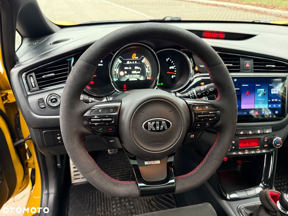 Kia Ceed 1.6 T-GDI GT-Track - 22