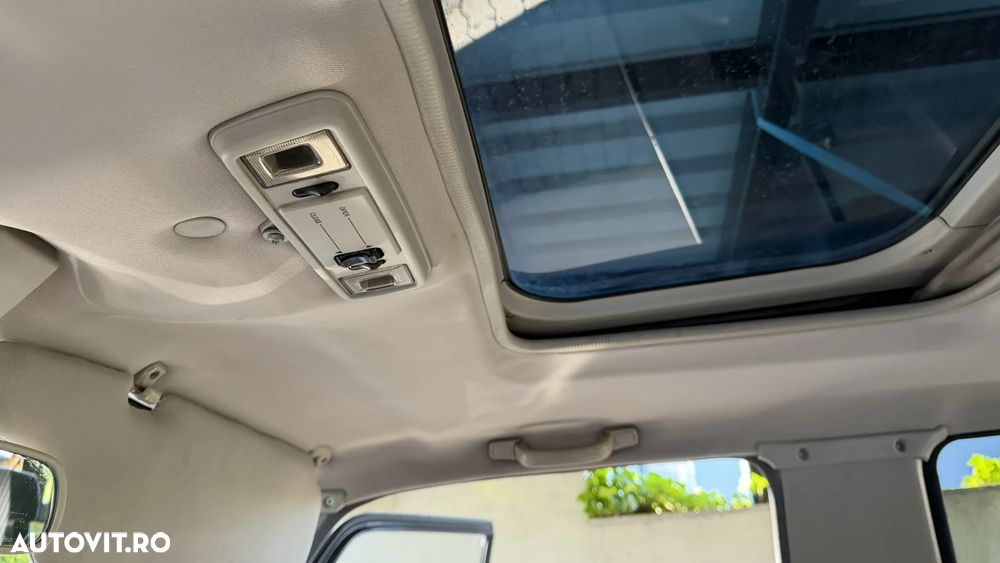 Toyota Land Cruiser - 9