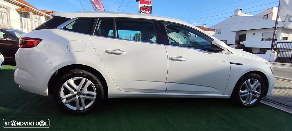 Renault Mégane Sport Tourer 1.5 dCi Zen ECO - 6