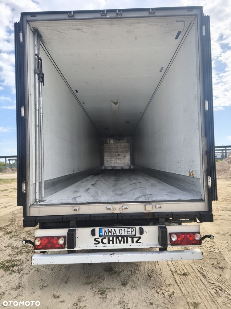 Schmitz Cargobull SKO 24/L - 11