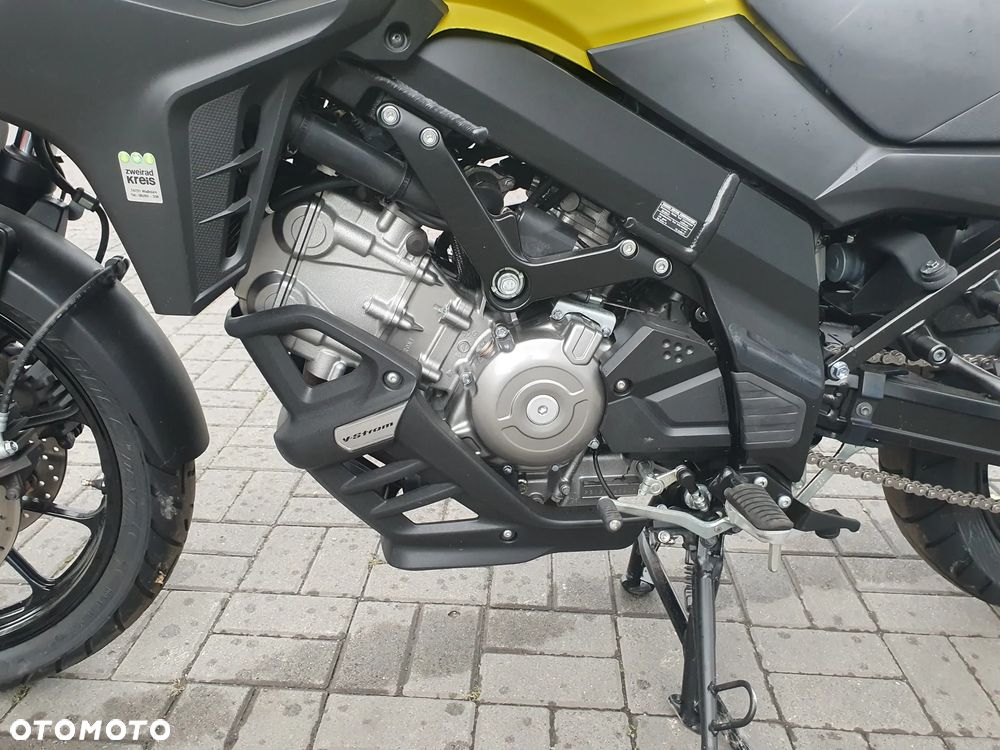 Suzuki V-STROM - 27