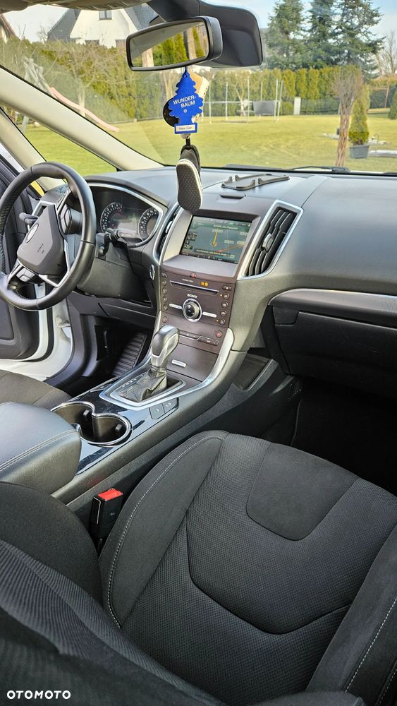 Ford S-Max ver-2-0-tdci-titanium - 17