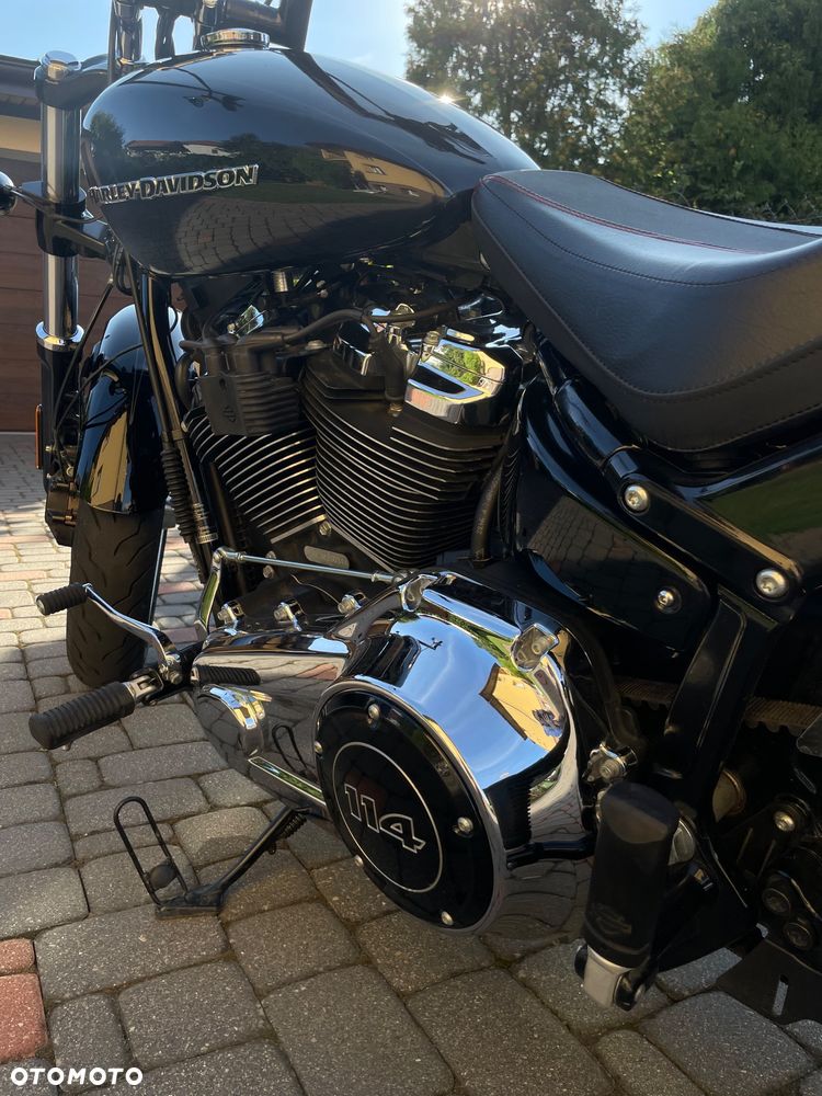 Harley-Davidson FXSB Breakout - 15