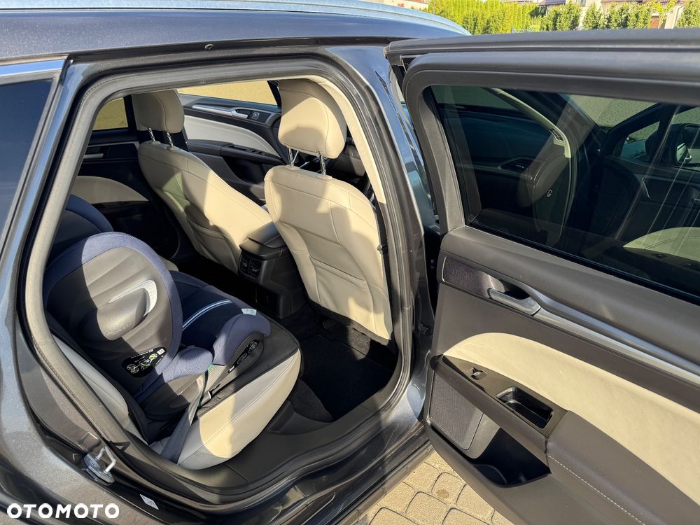 Ford Mondeo 2.0 TDCi STart-Stopp PowerShift-Aut Titanium - 11